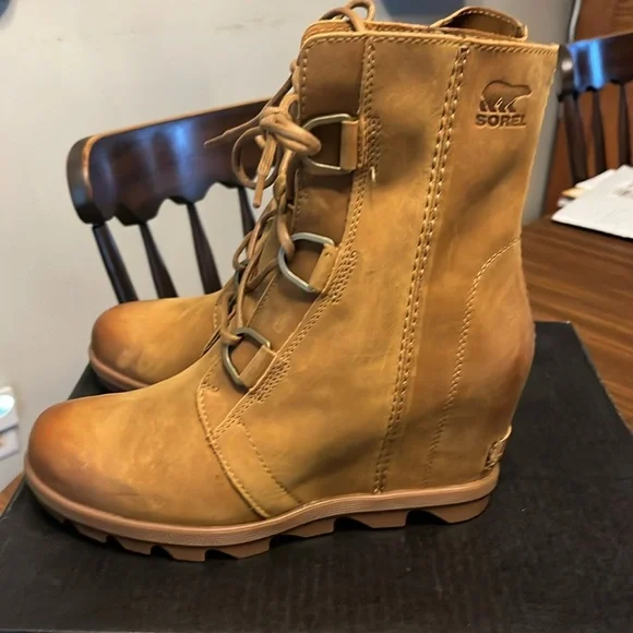 Sorel Joan of Arctic Wedge II Camel Brown women’s size 8/39 - Picture 2 of 10